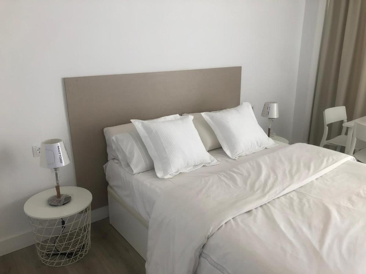 Carihuela Beach Apartamentos Torremolinos Exterior foto