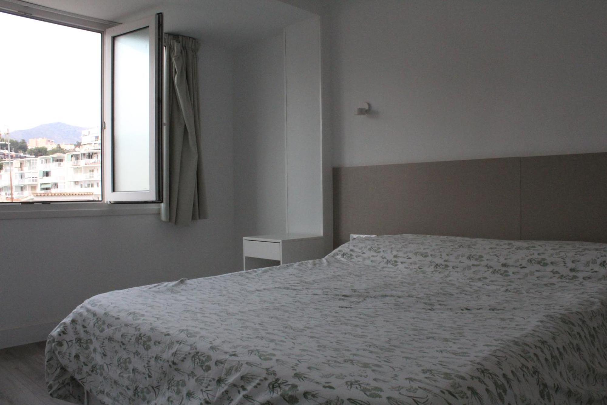 Carihuela Beach Apartamentos Torremolinos Quarto foto