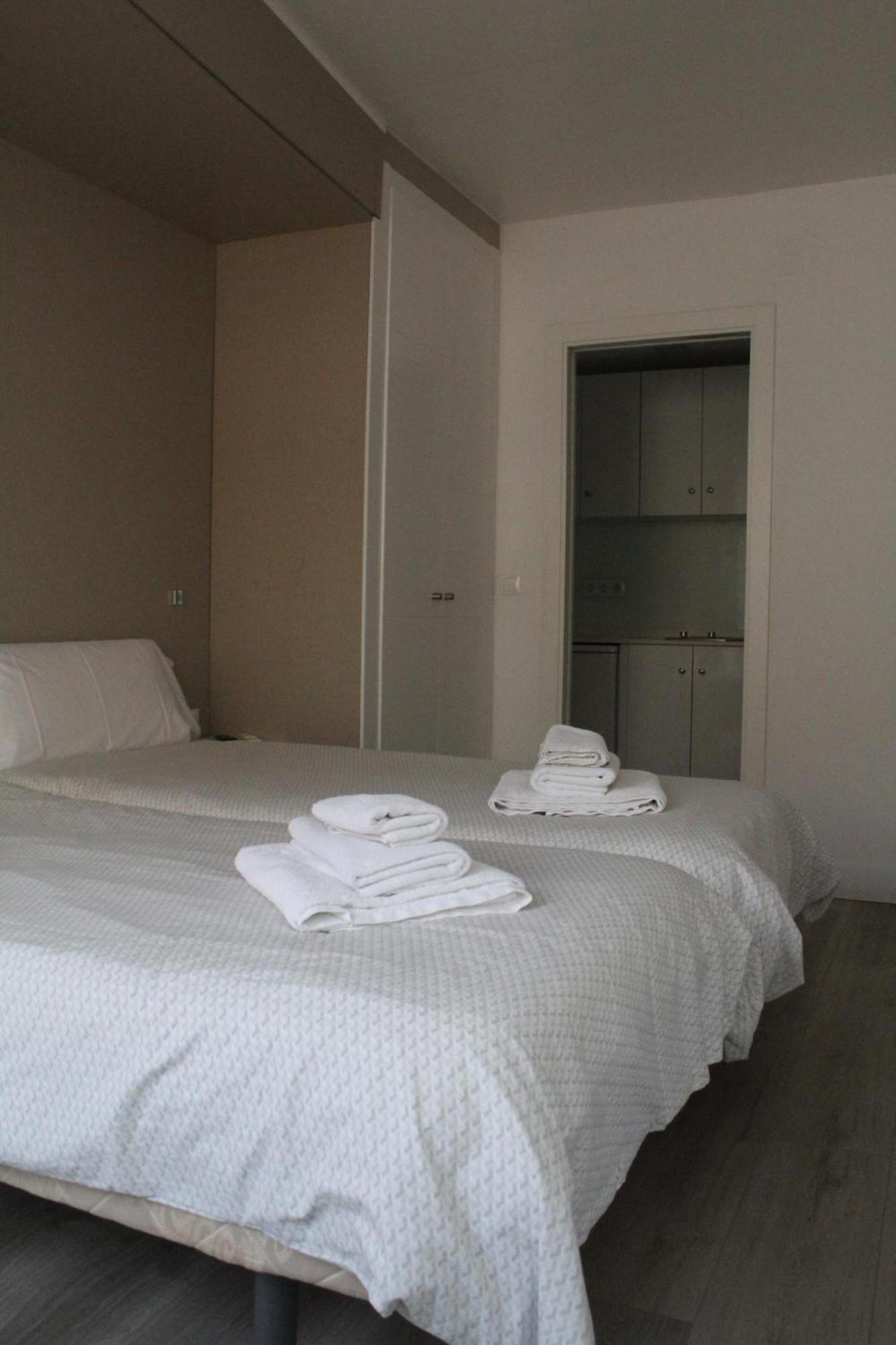Carihuela Beach Apartamentos Torremolinos Exterior foto
